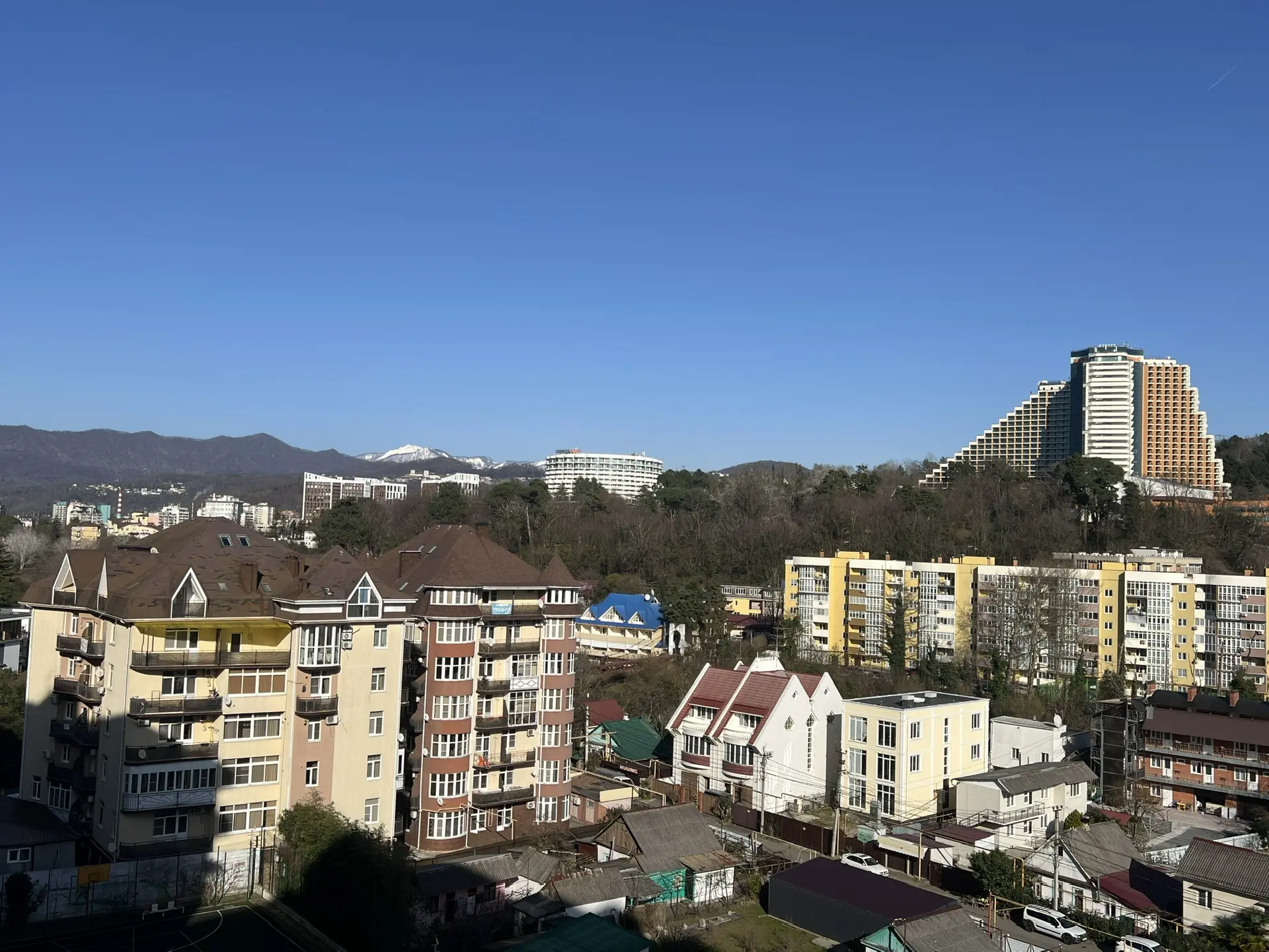 . Квартира в многоквартирном доме Стильная студия у моря с видом на горы. Дагомыс