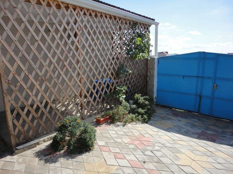 . Гостевой дом "У Леонида". Благовещенская