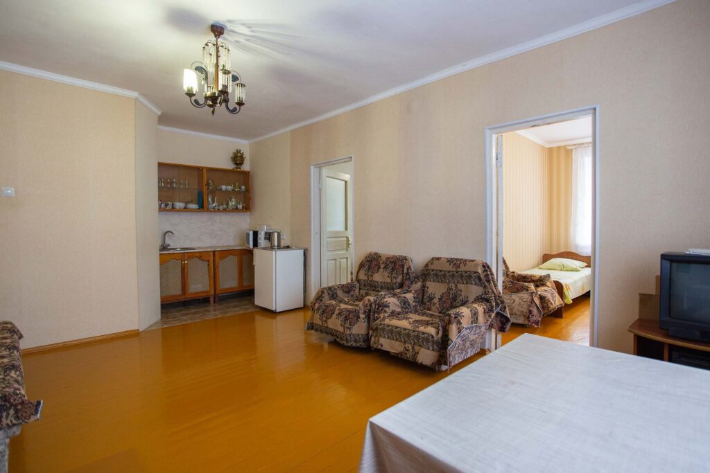 Семейный 1. Частный сектор Елена. Геленджик