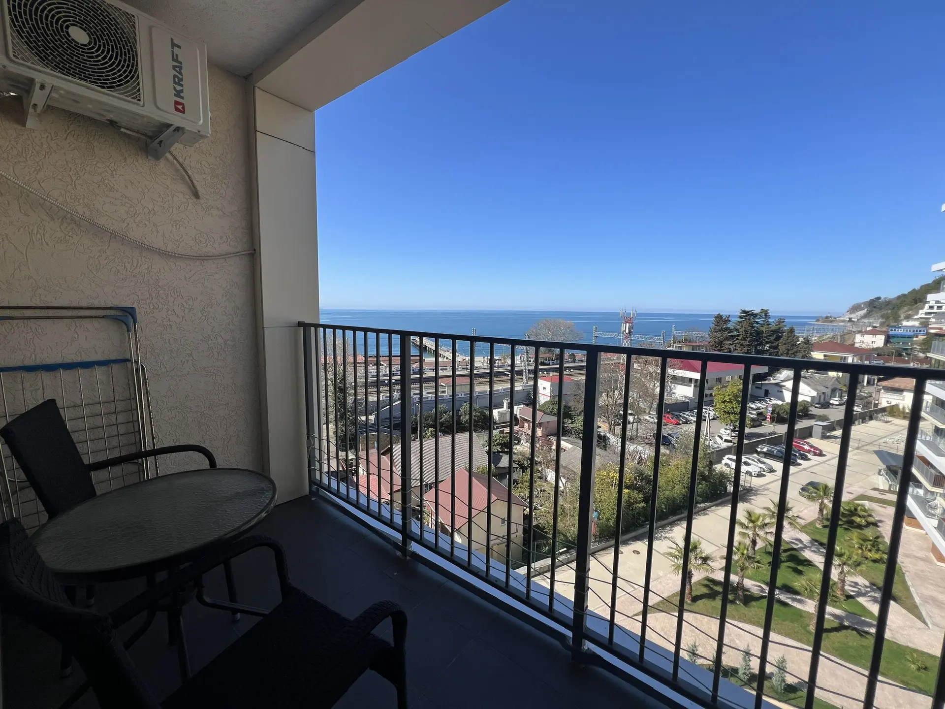 . Квартира в многоквартирном доме Светлая студия на первой береговой линии. Дагомыс