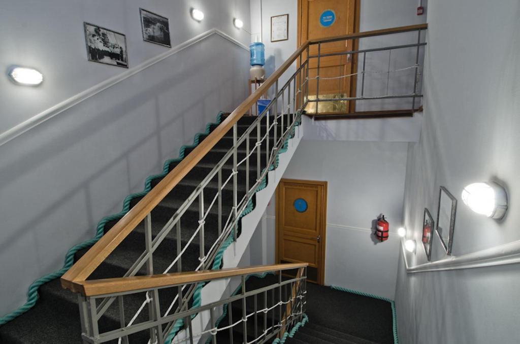 . Гостиница Гостиница "АВРОРА". Севастополь