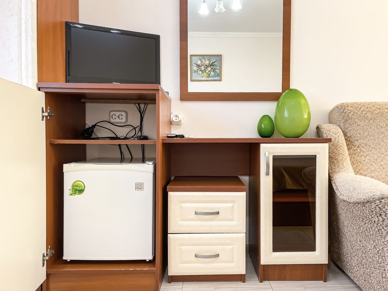 НОМЕР СТАНДАРТ 3-Х МЕСТНЫЙ. Гостевой дом «Костас». Витязево