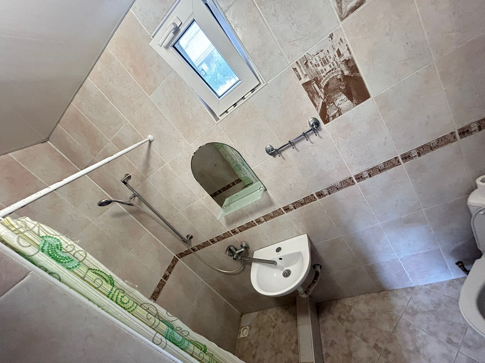 . Гостевой дом Лилия на Ул.Свердлова 32. Адлер