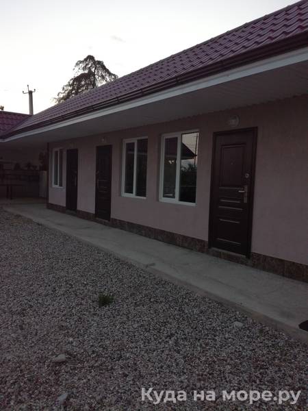 . Гостевой двор в п. Приморское. Новый Афон