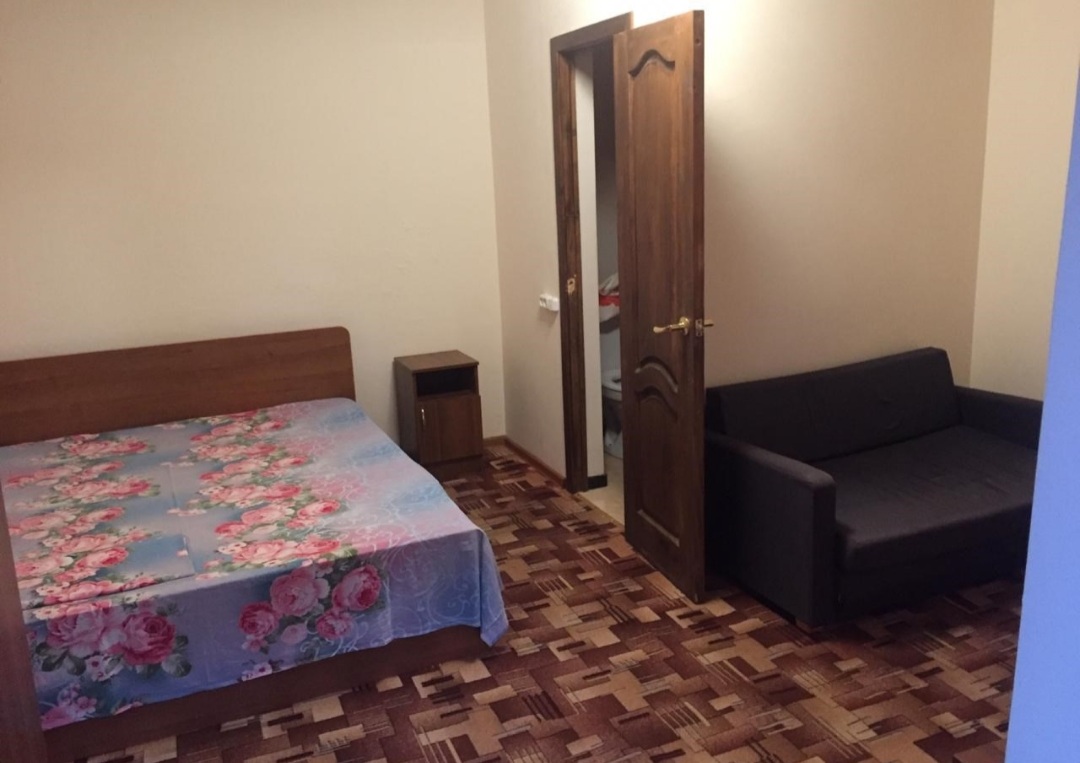 . Гостевой дом Агрба 2. Пицунда