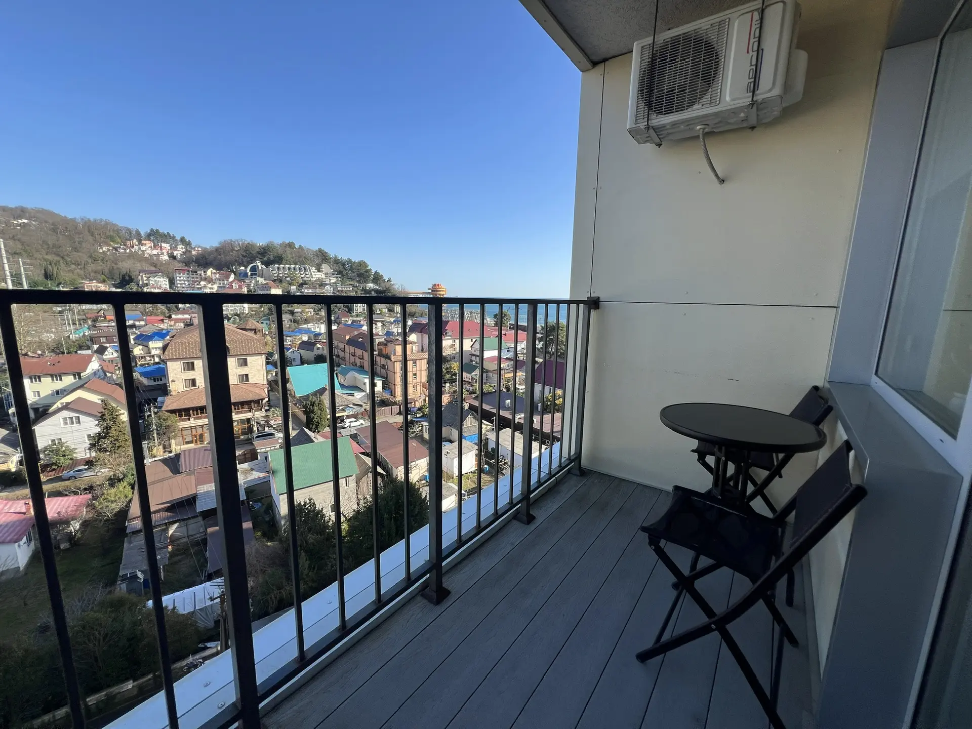 . Квартира в многоквартирном доме Стильная студия у моря с видом на горы. Дагомыс