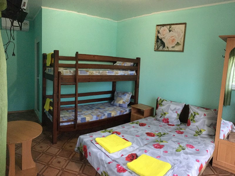 «Люкс» 2-4х местный. Гостевой дом Парус. Коктебель