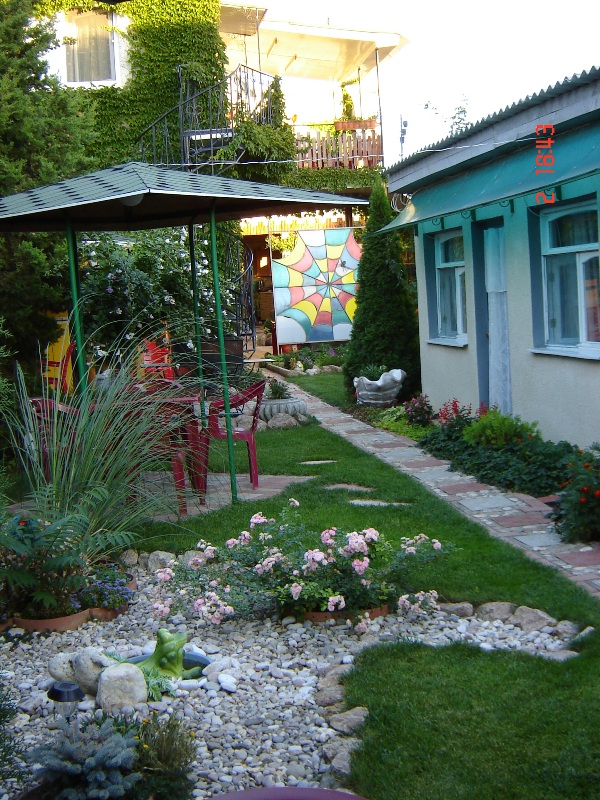 . Гостевой дом "Паутинка". Севастополь