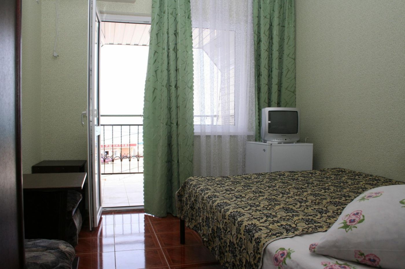 . Гостиница "Виктория" 2*. Лермонтово