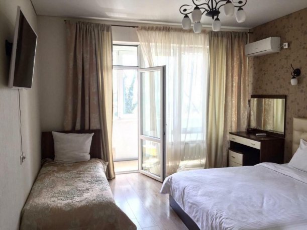 Семейный. Отель White Roes. Туапсе