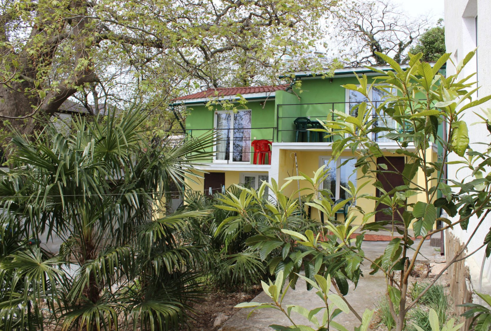 . Гостевой дом PLATAN. Кореиз