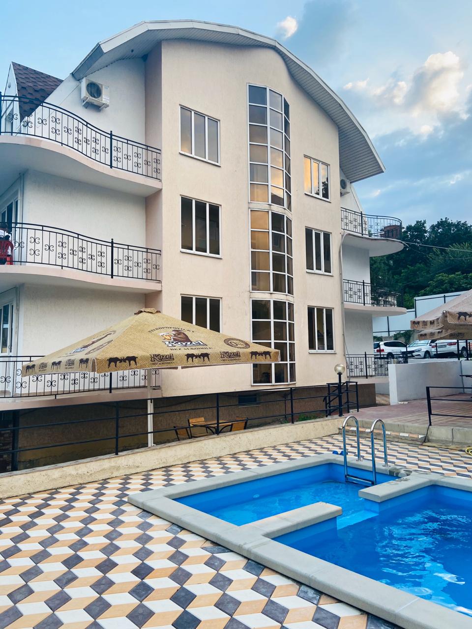 . Гостевой дом "Новая Купавна" в Небуге. Небуг