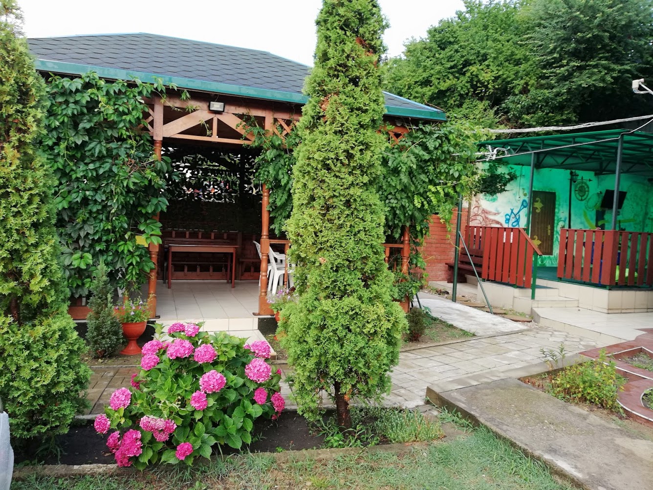 . Гостевой дом "Сибирячка". Ольгинка