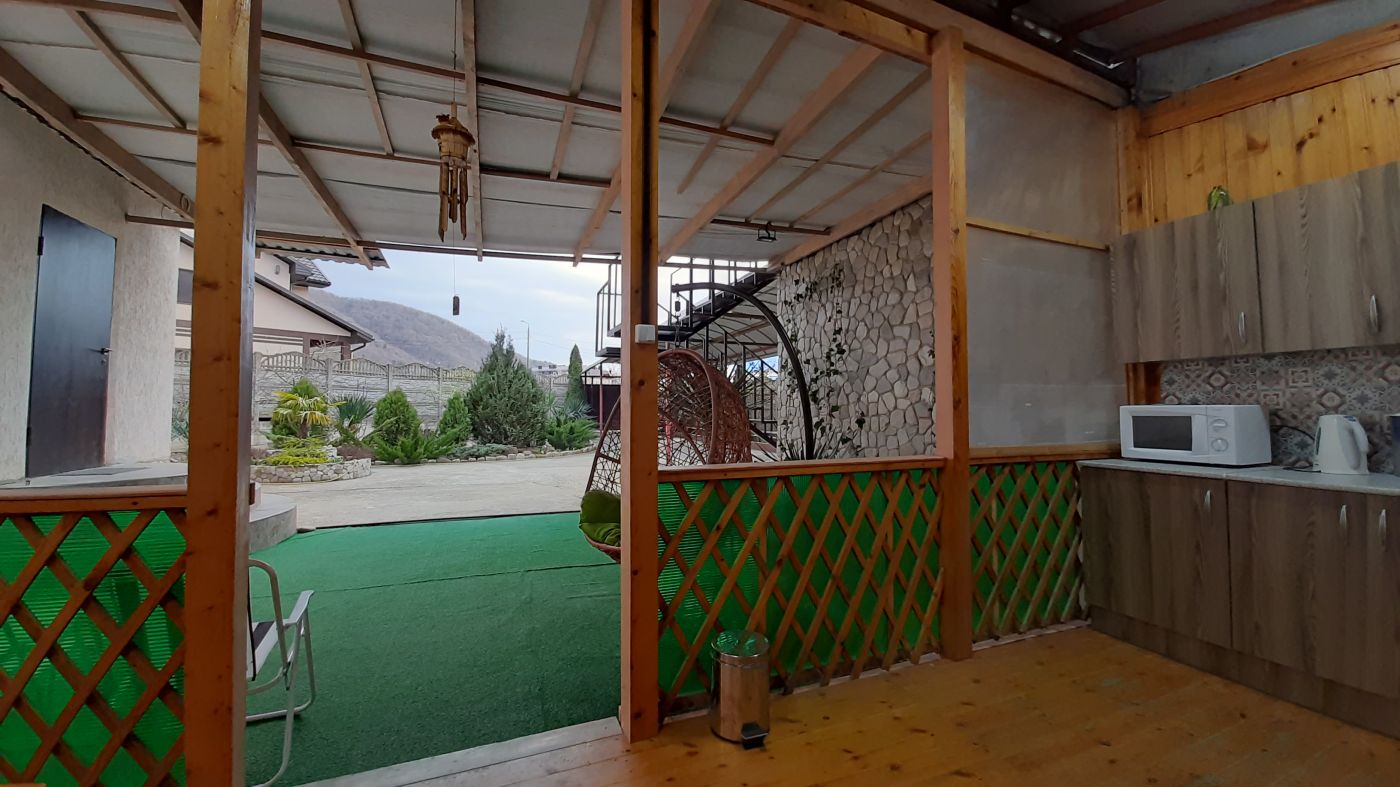 . Гостевой дом Наби йога тур. Небуг