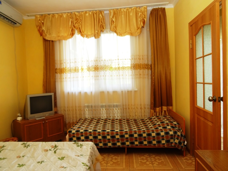 Семейный номер. Частный сектор "Арарат". Адлер