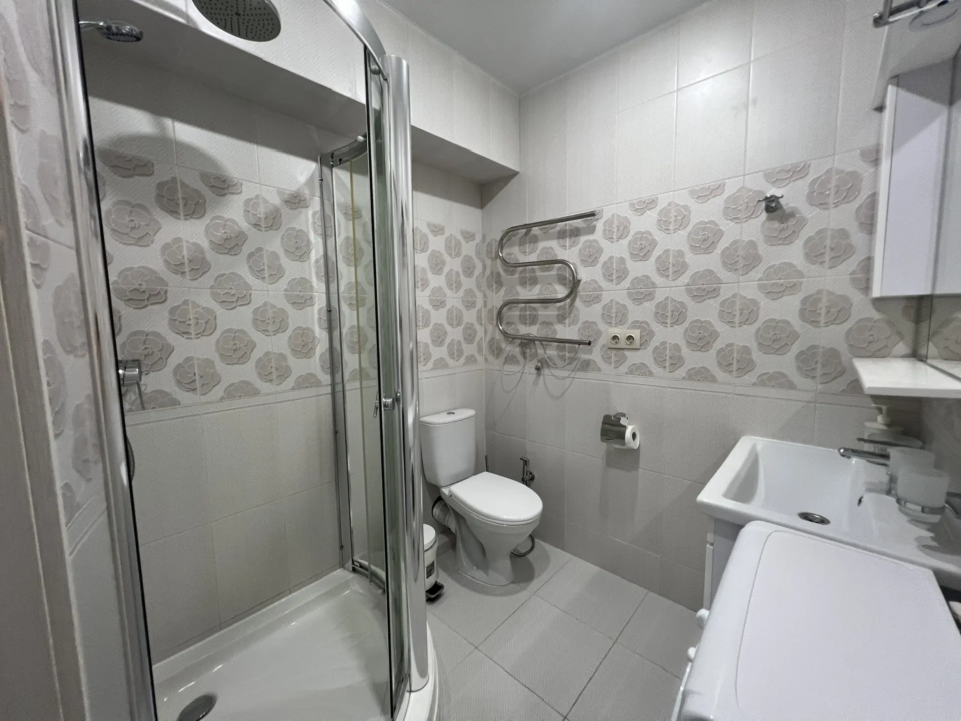 . Квартира в многоквартирном доме Светлая студия на первой береговой линии. Дагомыс