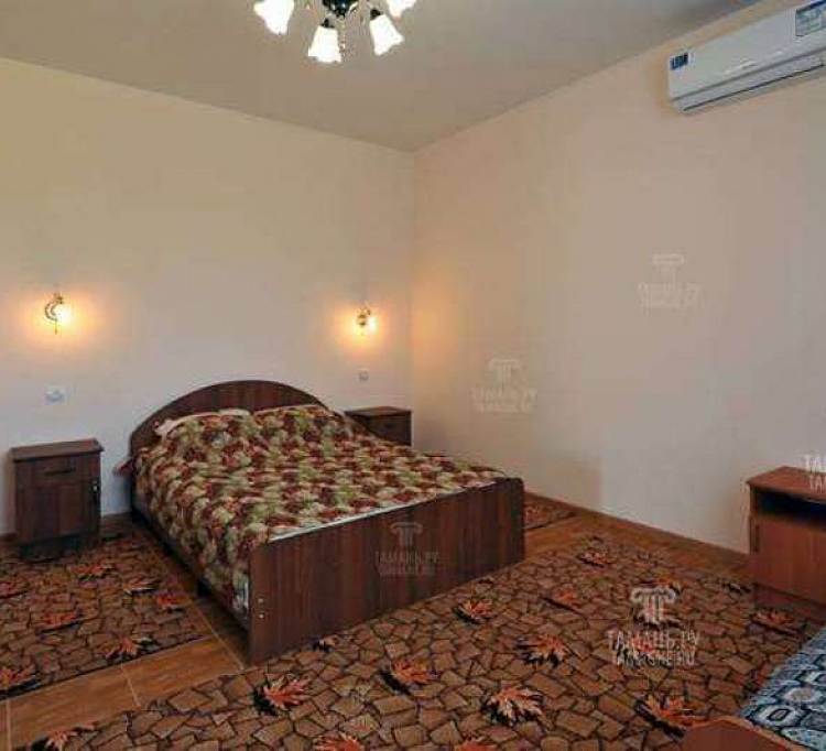 Люкс. Гостевой дом Домашний уют. Голубицкая