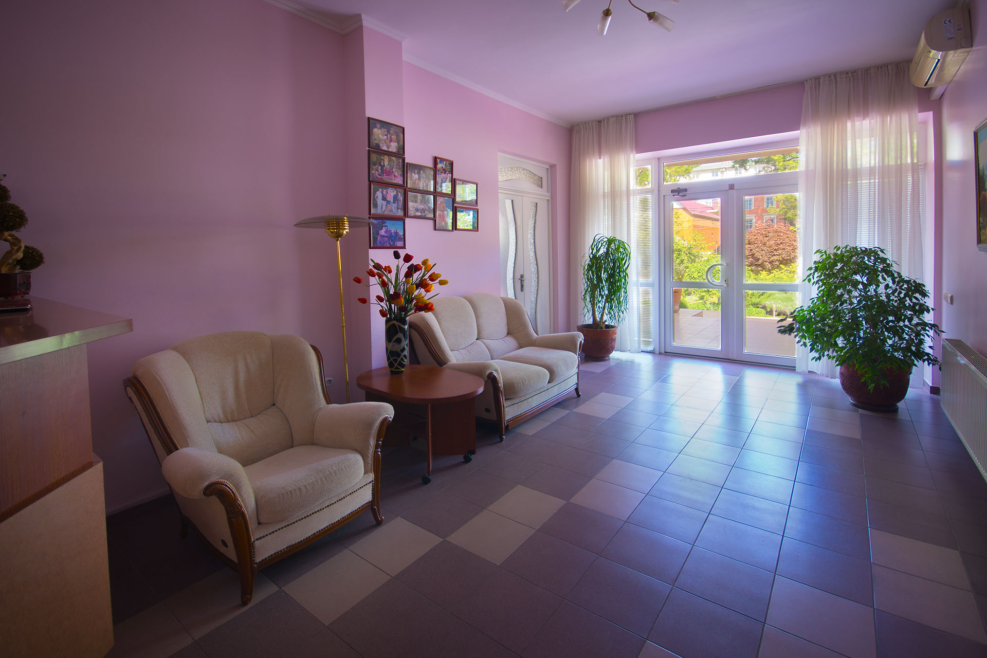 . Гостиница "Диамант" . Анапа