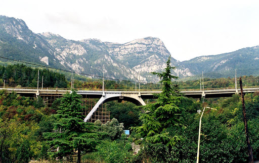 Мост над Авундой. Фото взято с сайта: http://jalita.com/