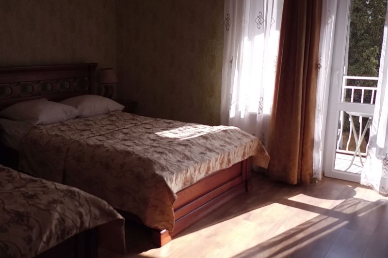 Комфорт. Гостиница Гостиница Империал 2011. Ялта