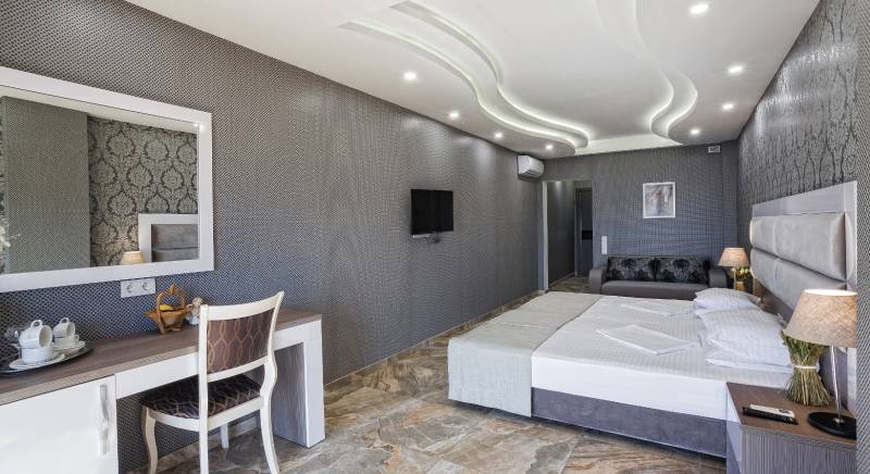 Полулюкс панорамный. Гостиница "Парк Авеню". Кореиз Полулюкс панорамный. Гостиница "Парк Авеню". Кореиз