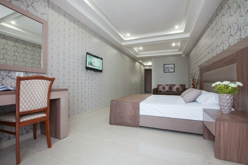 . Гостиница "Парк Авеню". Кореиз . Гостиница "Парк Авеню". Кореиз