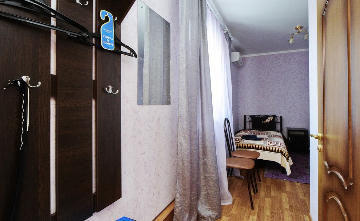 «Стандарт» - корпус B  №2, 3, 4, 6, 7, 8, 9. Гостевой дом "Александровский". Темрюк