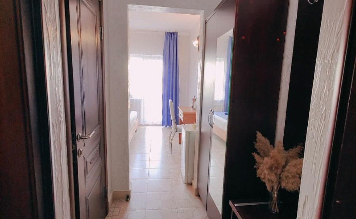 Комфорт» 2-х местный с балконом. Отель "Бавария". Витязево