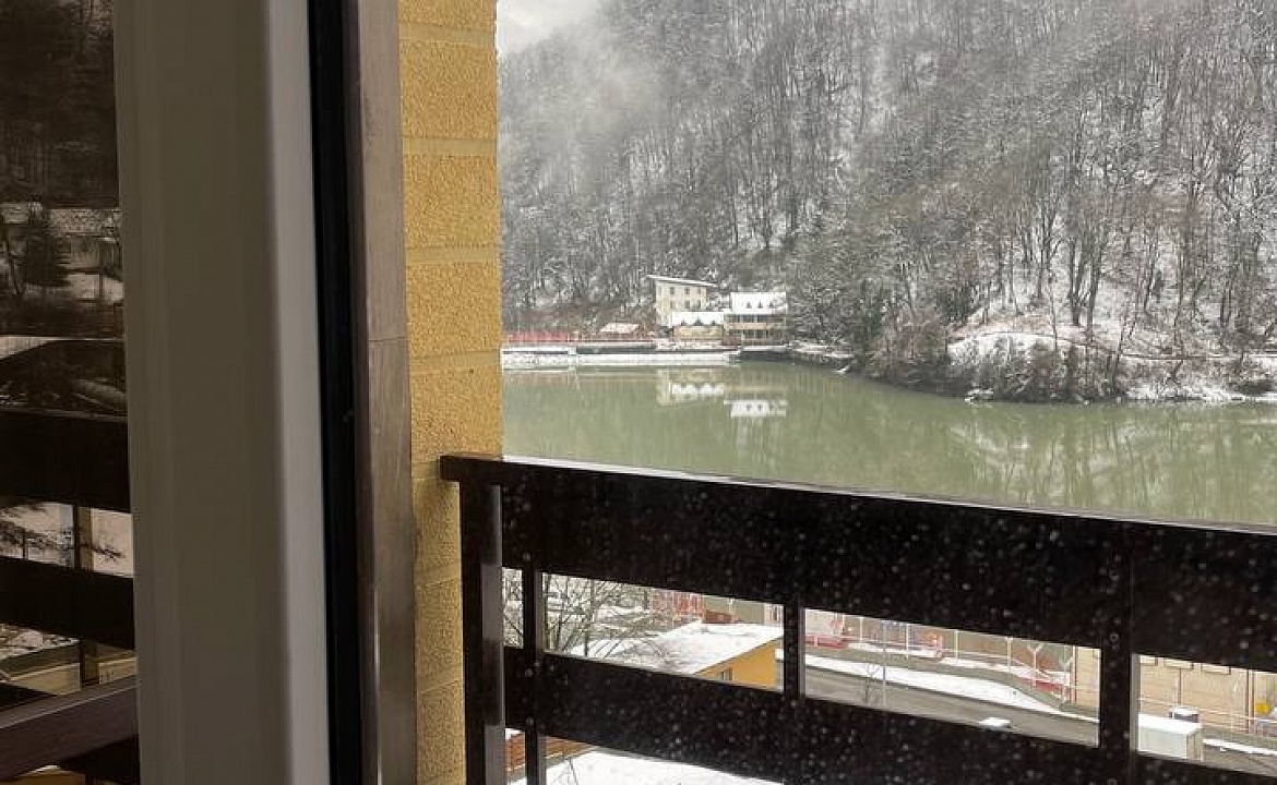 Красная поляна -вид на озеро и горы. Частный сектор Красная Поляна с видом на озеро и горы. Красная Поляна Красная поляна -вид на озеро и горы. Частный сектор Красная Поляна с видом на озеро и горы. Красная Поляна