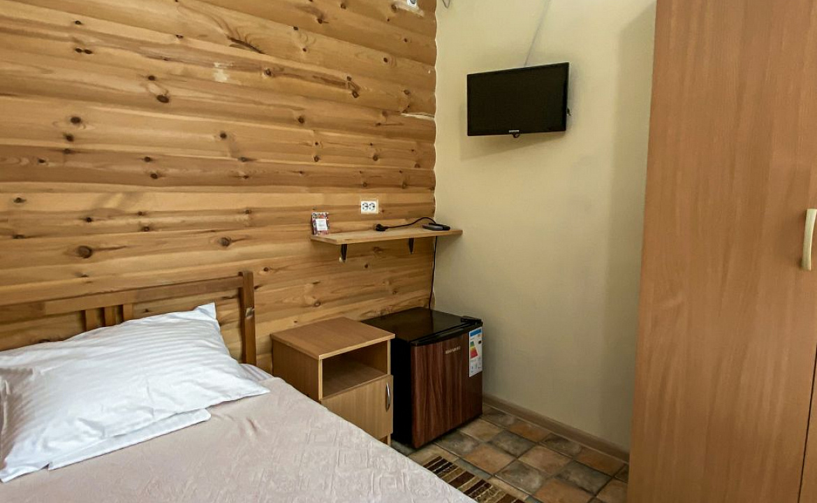 Домик с отдельным входом. Гостевой дом Волна. Нижнее Джемете