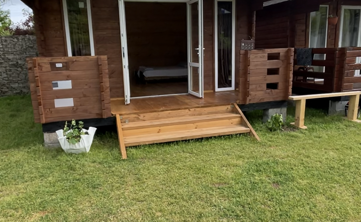 3 коттеджа . Коттедж Морской Бриз. Сухум