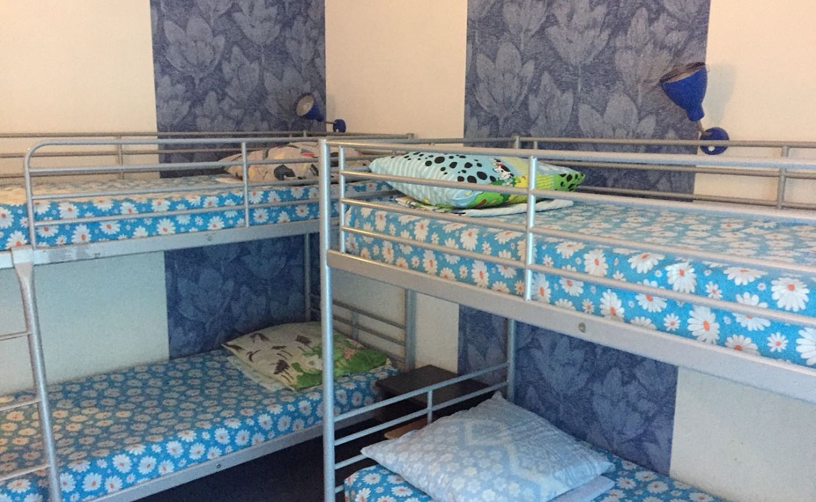 Четырехместный с видом  на горы верхний этаж. Гостиница "Парадиз". Ольгинка