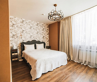 Супериор с балконом и видом на горы. Отель «HILLS POLYANA». 