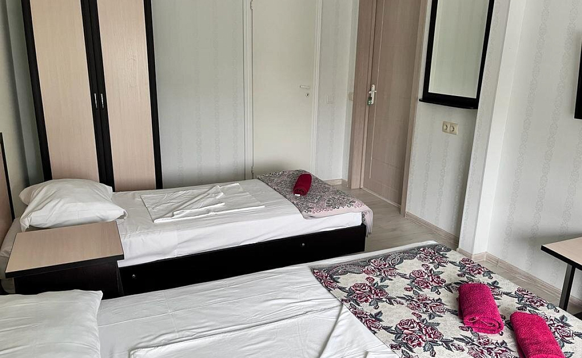 3х местный Стандарт, от 1 до 3 гостей, двуспальная кровать. Мини-отель Моника. Анапа