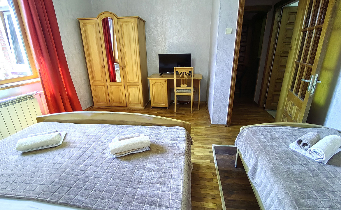 Двухкомнатный с кухней до 7  гостей. Гостевой дом "Цитрус". Лазаревское