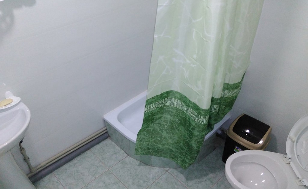 Номер для 3-4 человек. Гостевой дом «Лазурное». Лазурное