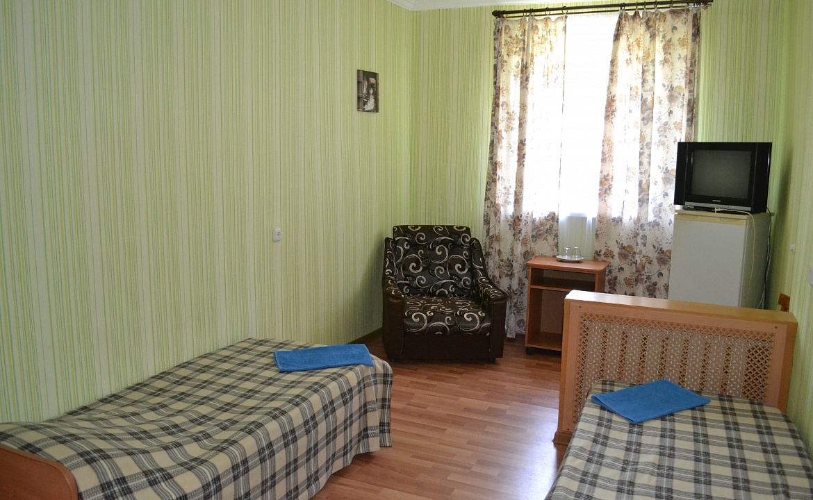 Эконом. Гостиница Туапсе. Туапсе