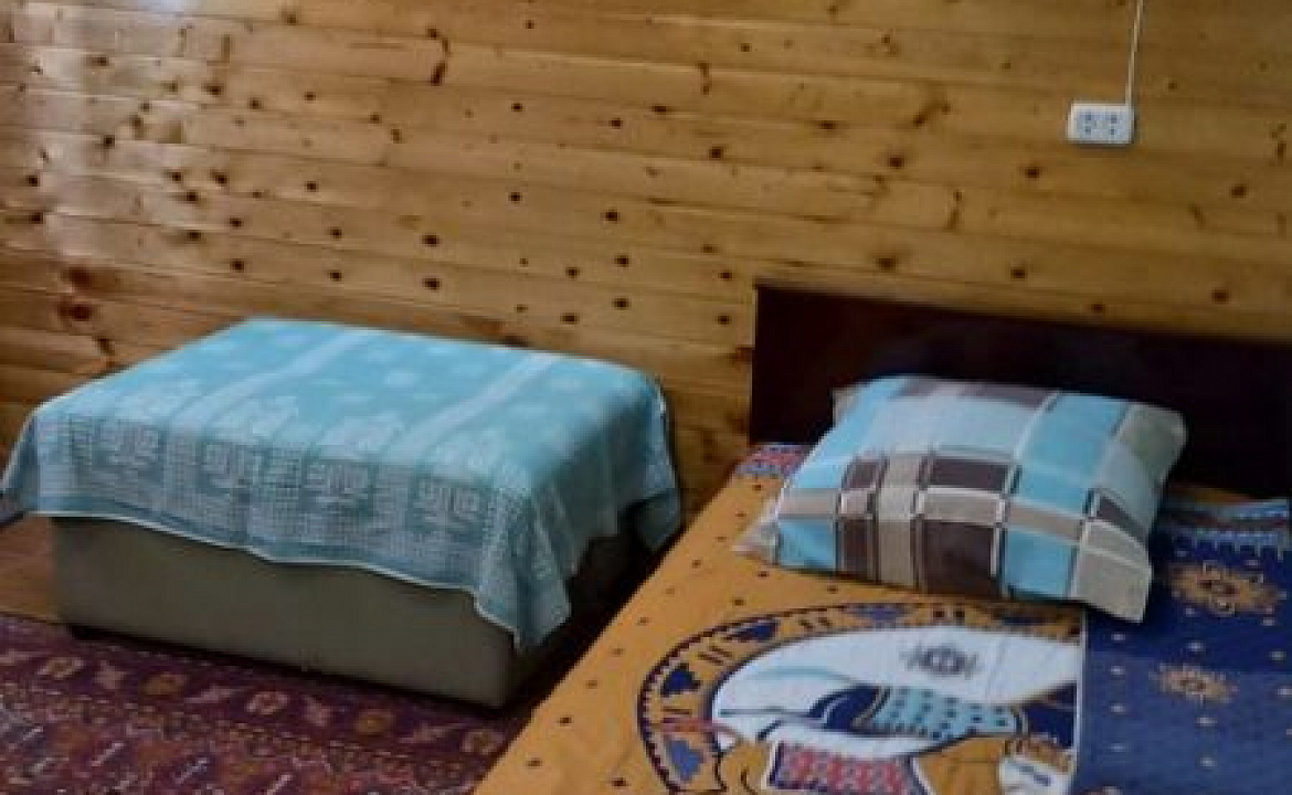 Дом под ключ. Гостевой дом Лакоба 52. Новый Афон