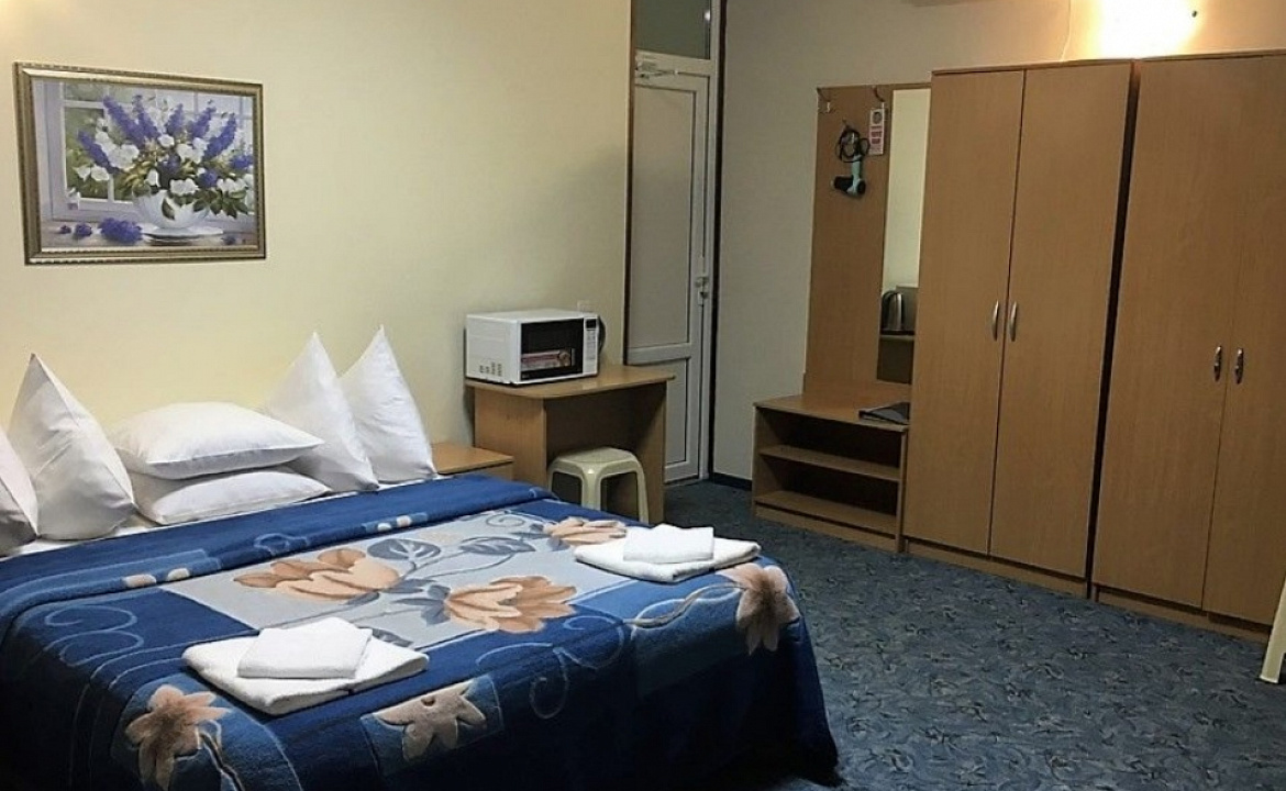 Семейный с балконом. Отель АСТОН. Нижнее Джемете