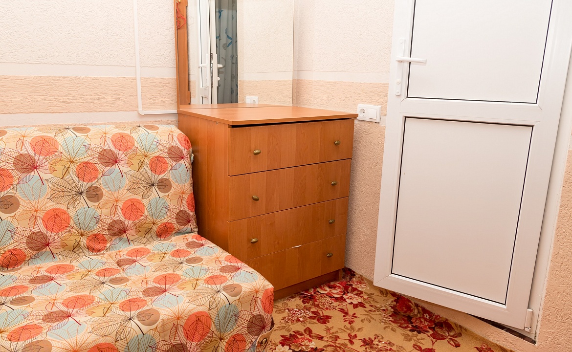 Трехместный номер класса стандарт со всеми удобствами. Гостевой дом "Ника" - Анапа. Анапа