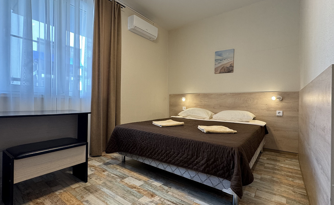 4-х местный номер / 4-х местный номер (мансарда). Гостевой дом «Акварель». Ольгинка