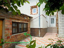 Дом под ключ  Отдельный трехкомнатный дом со своим закрытым двором и гаражом без хозяев.