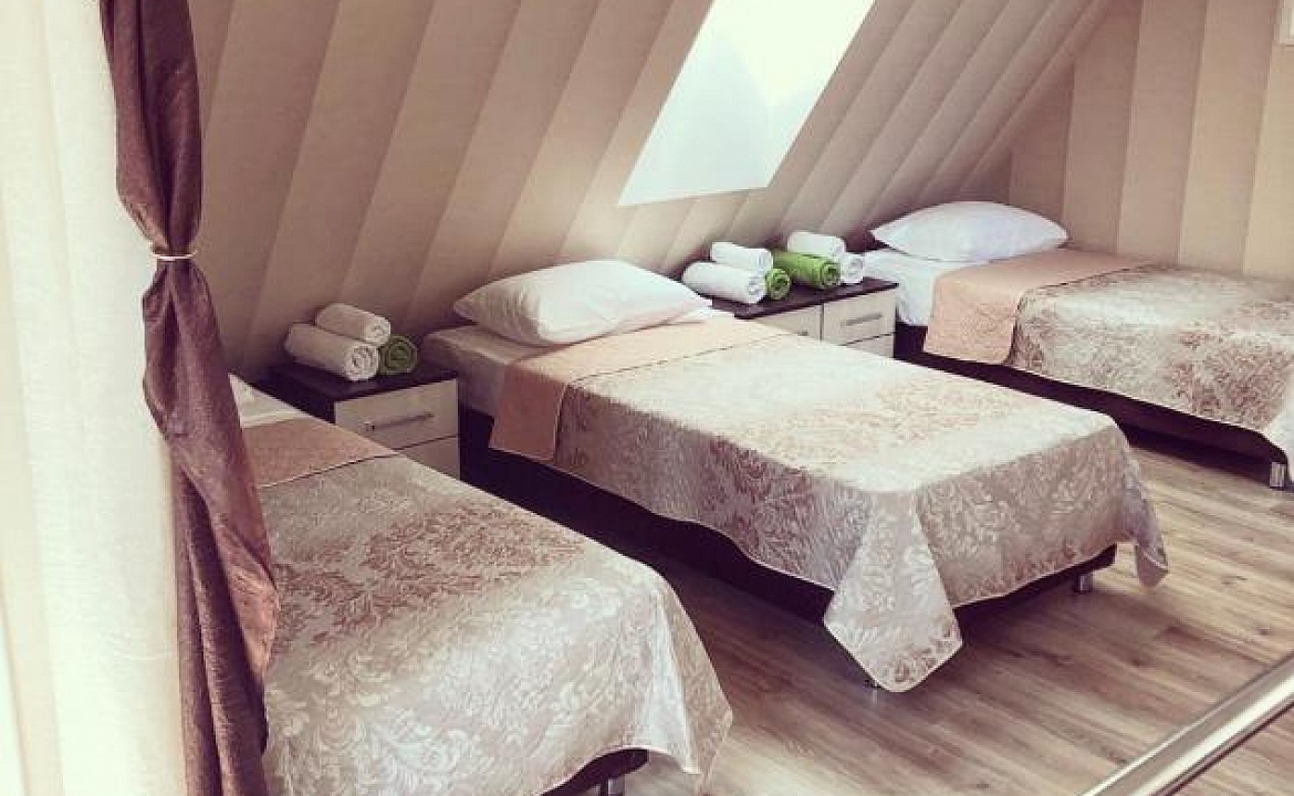 Номер «Семейный». Отель Водноспортивный клуб-отель "Торнадо". Ейск