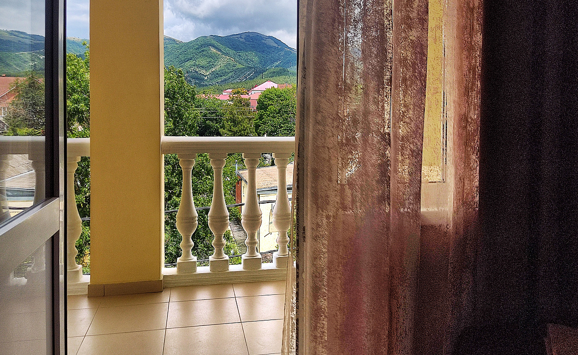 Трехместный с удобствами и балконом. Гостевой дом "Одиссей" - Кабардинка. Кабардинка