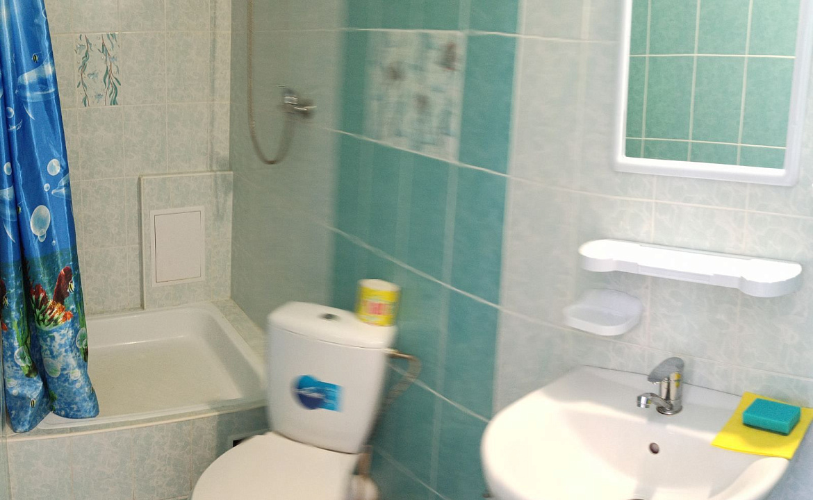 Семейный номер с кухней 1 этаж. Дом с бассейном Вирола. Крым - частный сектор