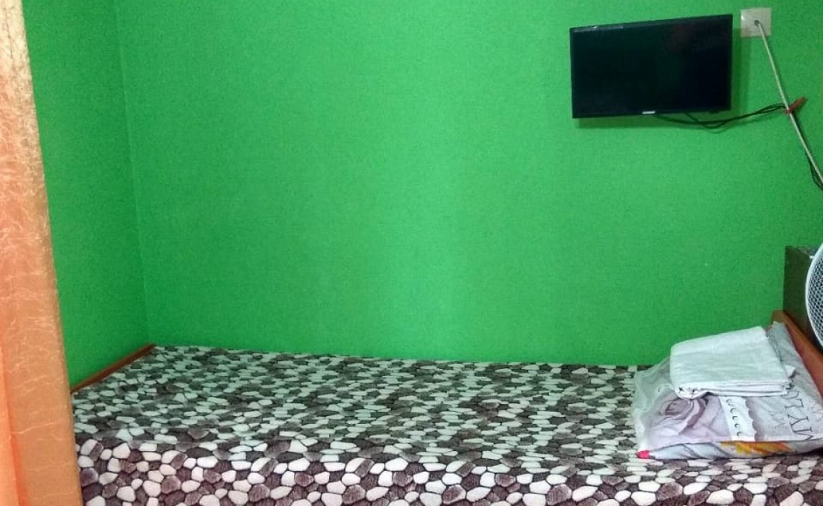 3 местный номер . Гостевой дом Ассоль. Гагра