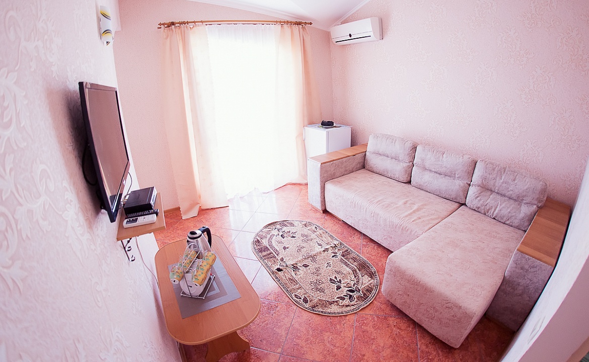 Семейный стандарт. Вилла Вилена. Лазурное