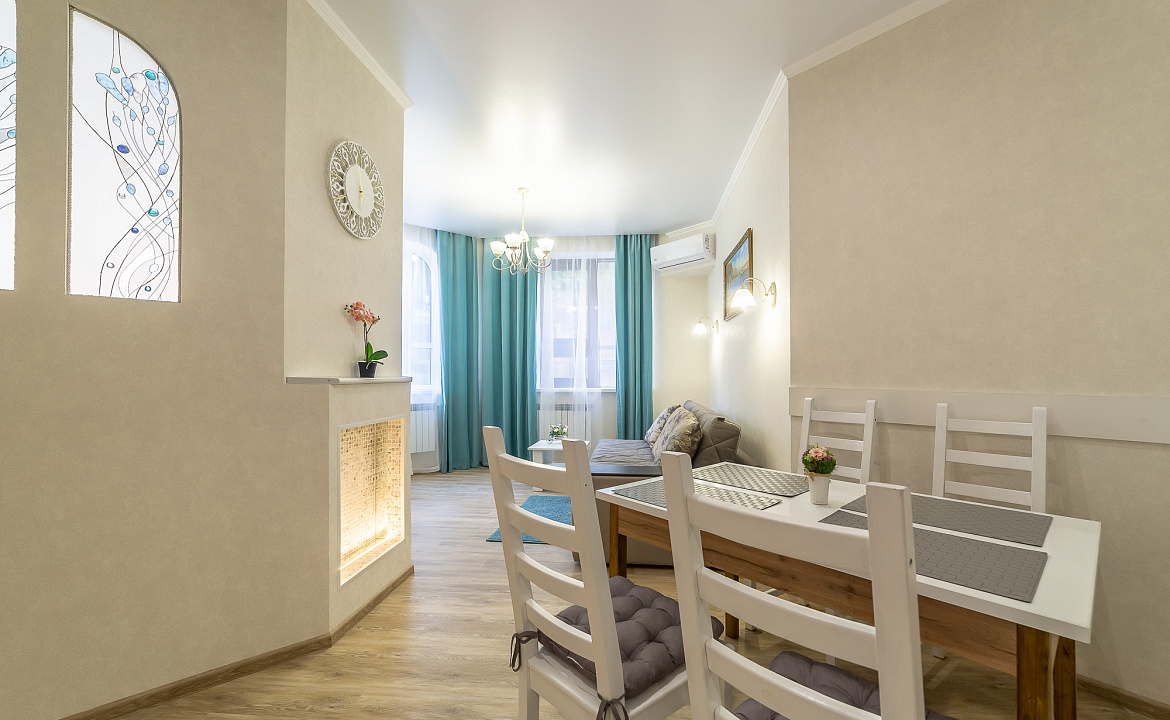 4 комнатная квартира в центре Сочи рядом с пляжем Ривьера. Уютные Квартиры в центре Сочи рядом с крупнейшим пляжным комплексом Ривьера. Сочи