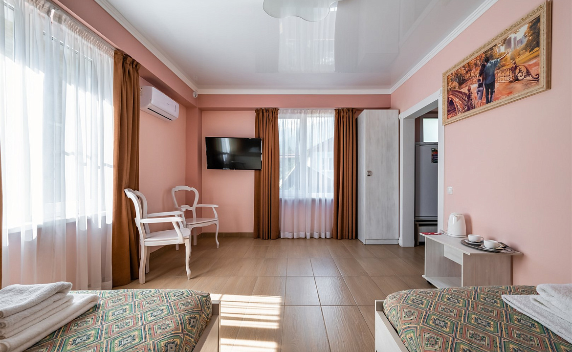 Двухместный улучшенный. Отель "Танго в поляне". Красная Поляна