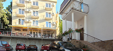 Гостевой дом "Кедр-Запад"